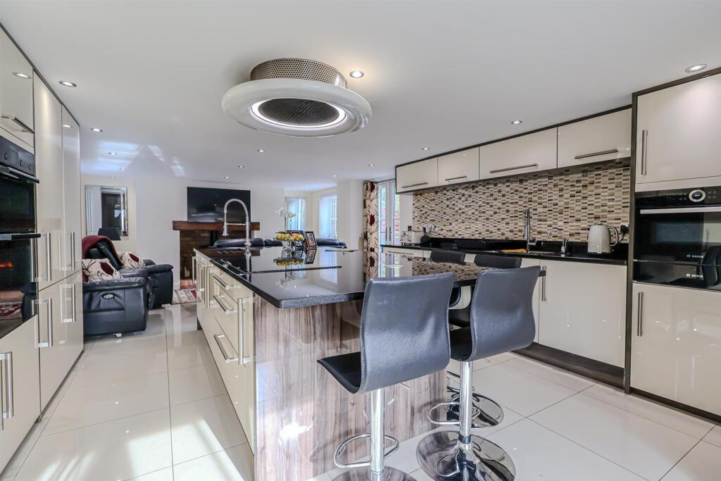 House in Newark and Sherwood, Lowdham - View 2