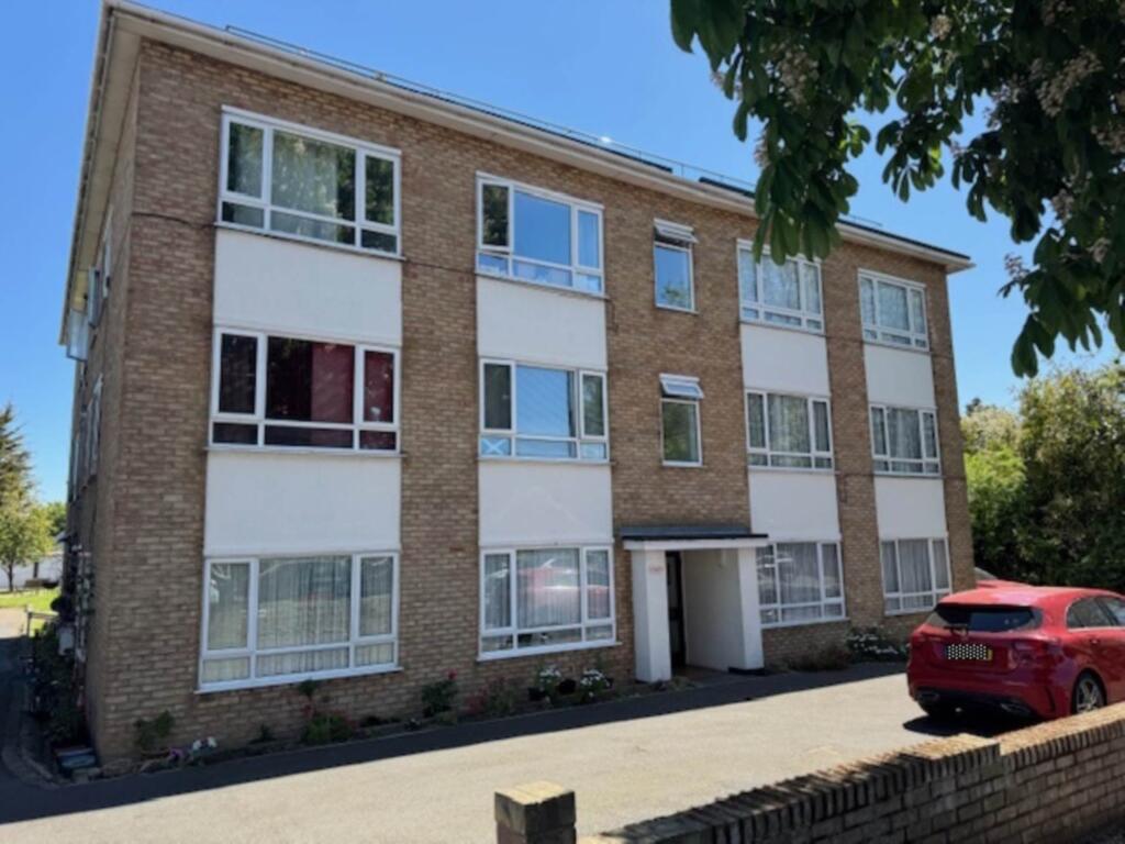 Main image of property: Southbourne Grove, Westcliff On Sea