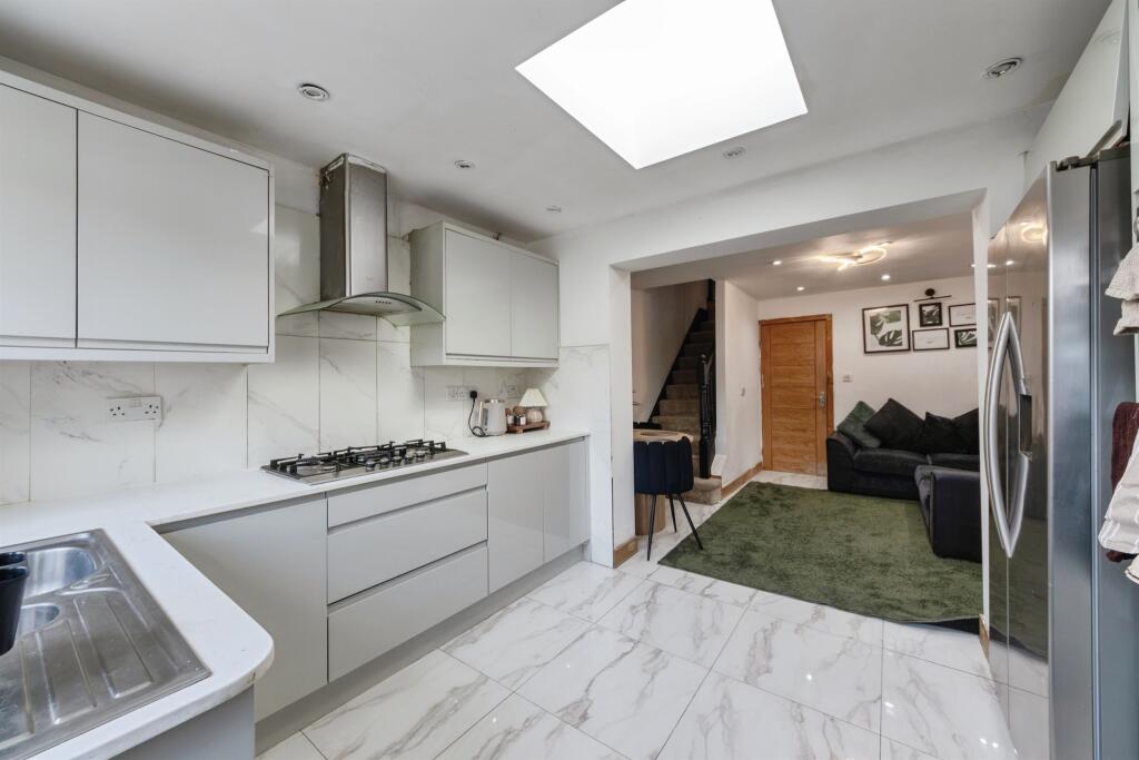 House in Birmingham, West Midlands - View 5