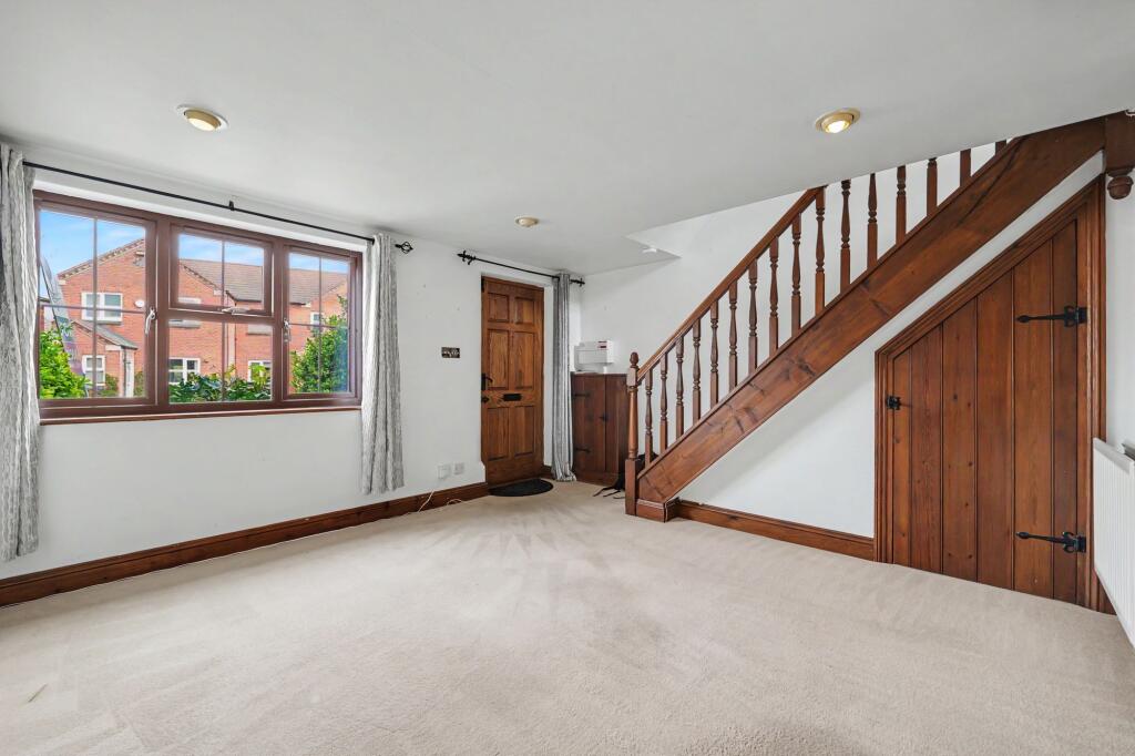 Rugby Close, Market Harborough, LE16 - View 3