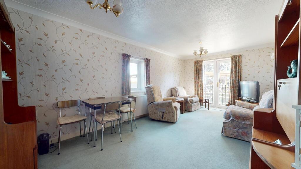 Apartment in Gravesham, Milton - View 2