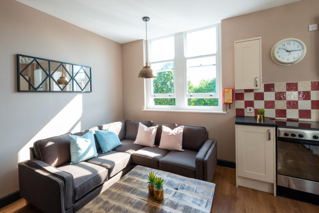 Apartment in Exeter - View 5