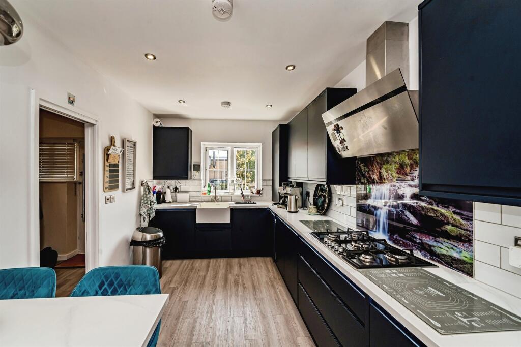 House in Slough - View 3