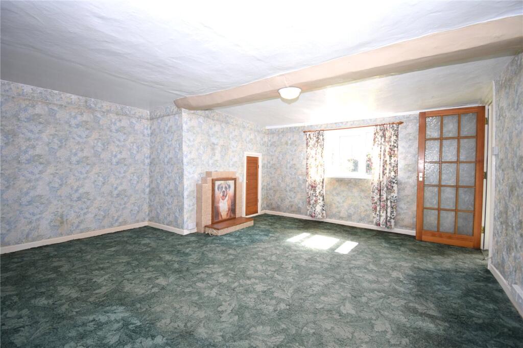 Rowde, Devizes, Wiltshire, SN10 photo 2