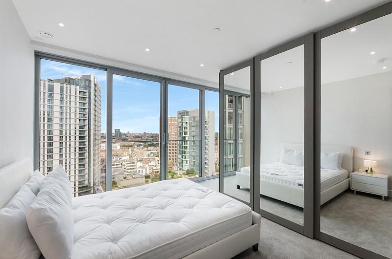 Apartment in London - More