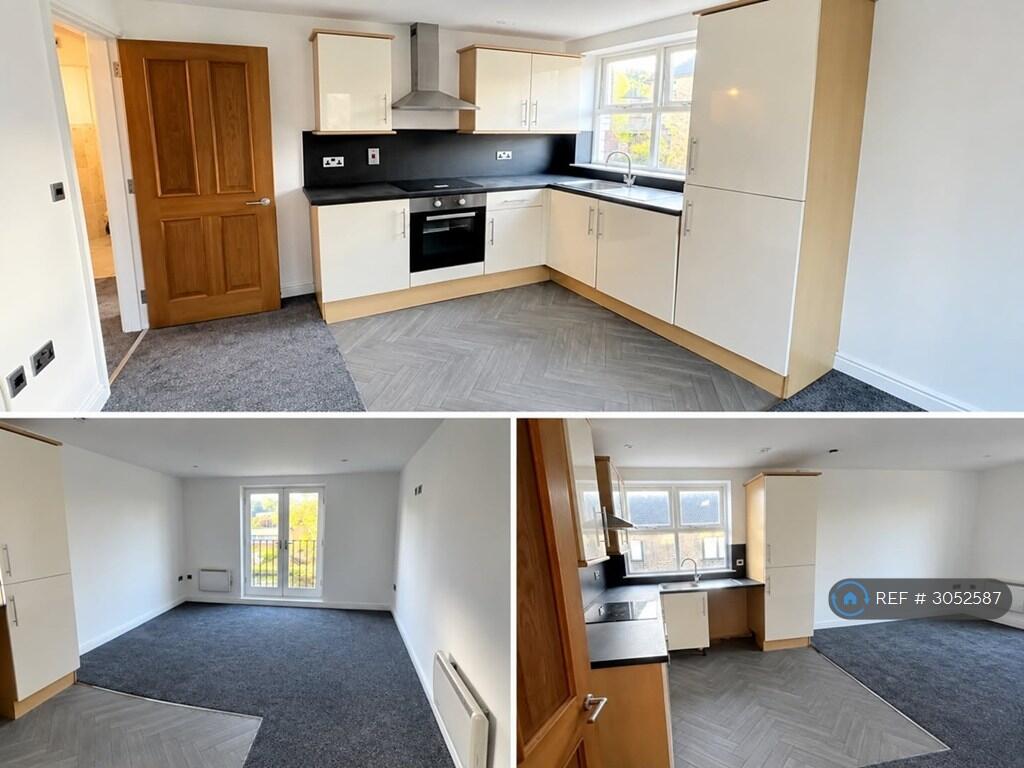 Main image of property: Briggate, Shipley, BD17
