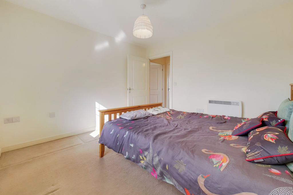 Apartment in Sutton - More