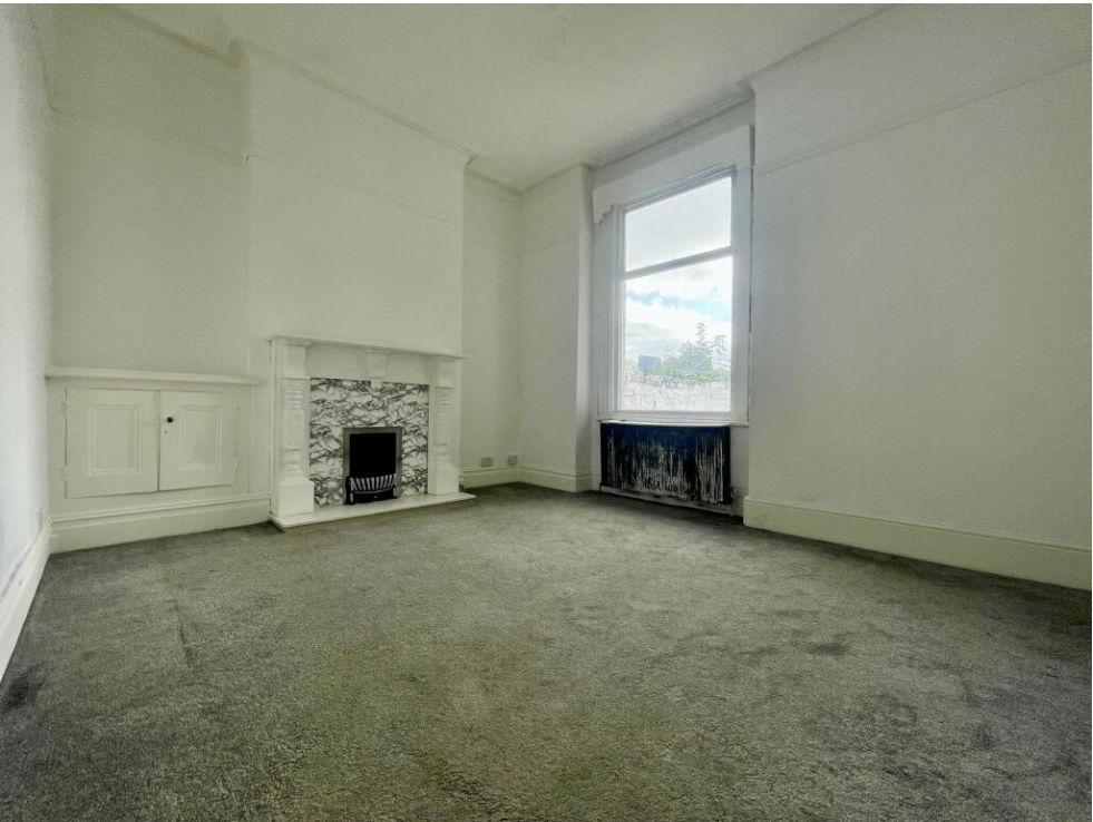 House in Preston - View 5