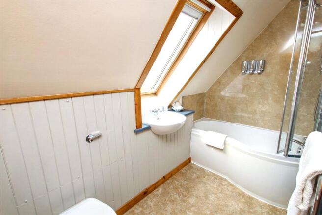 Hunda Bathroom