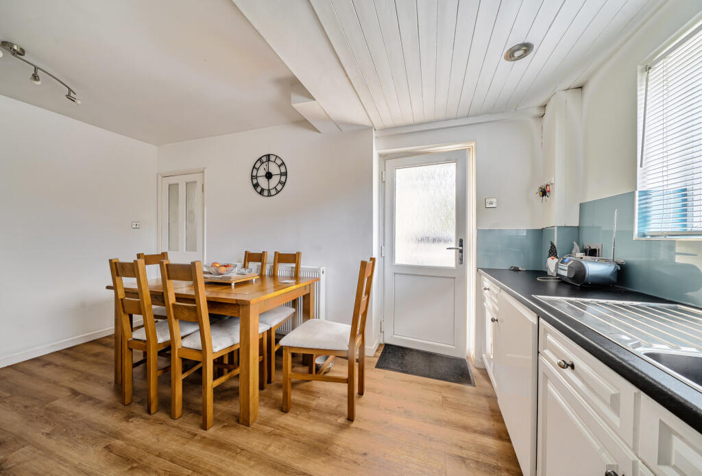 House in Oldland Common, Longwell Green, Oldland - View 5