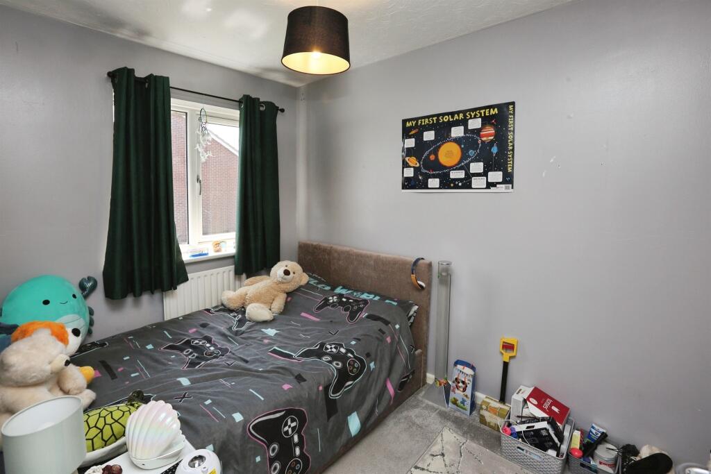House in Gosport, Hampshire - More
