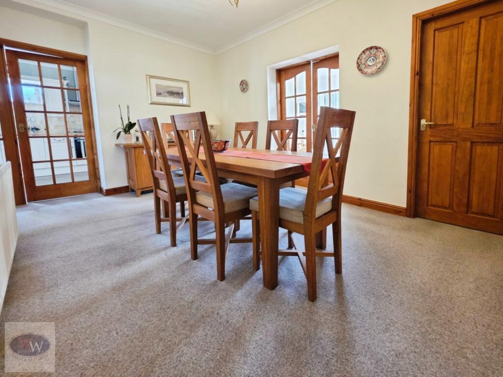House in Bradford, Baildon - View 5