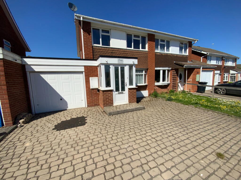 Mendip Road, Halesowen, B63 1JE
