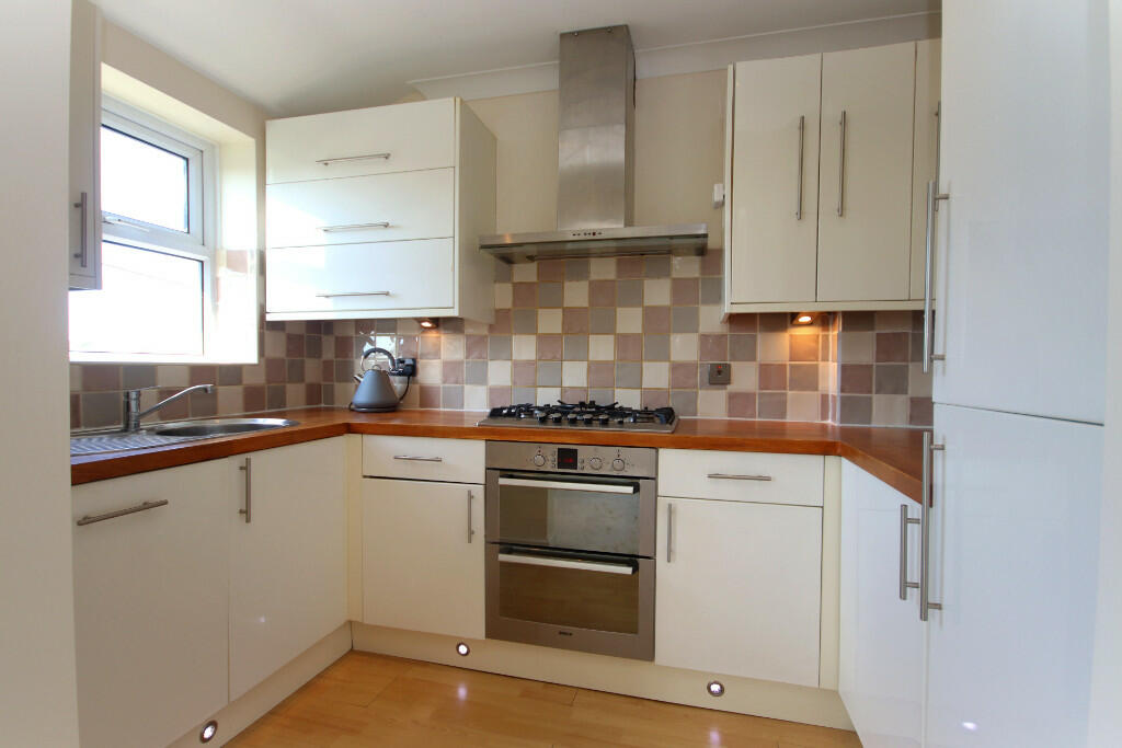 Apartment in Southampton - View 2