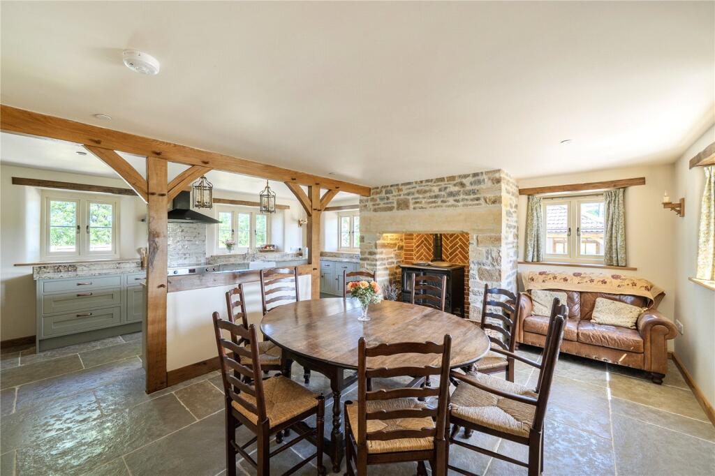 House in Hardington Mandeville, Hardington Moor - View 3