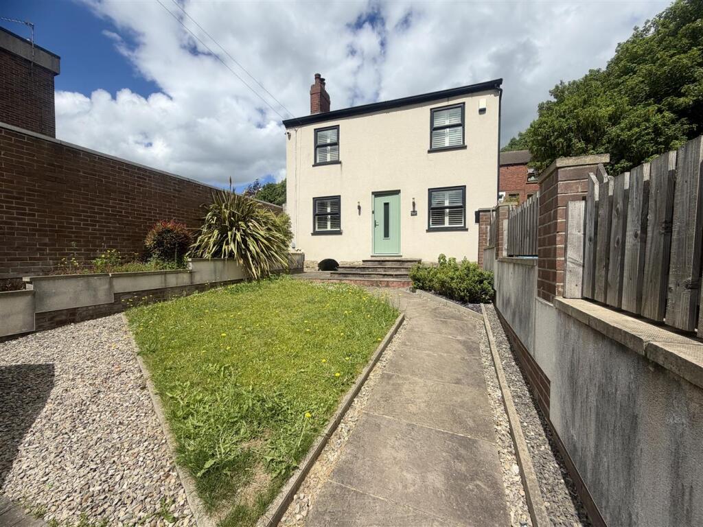 Main image of property: High Street, Kippax, Leeds
