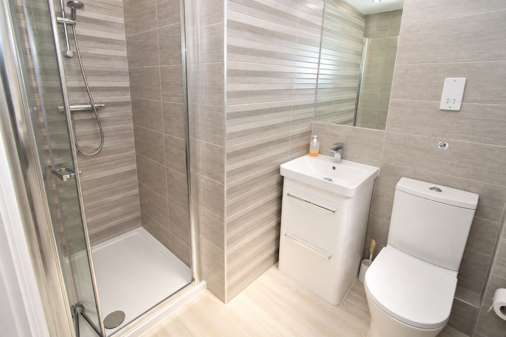 Apartment in St Albans - More