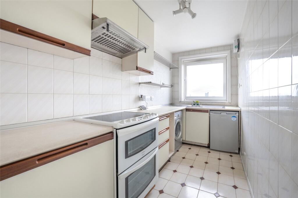 Apartment in London, St. John's Wood - View 4