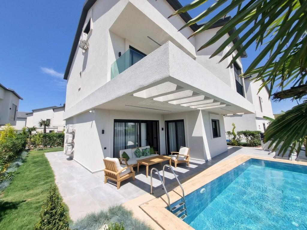 Main image of property: Altinkum, Didim, Aydin