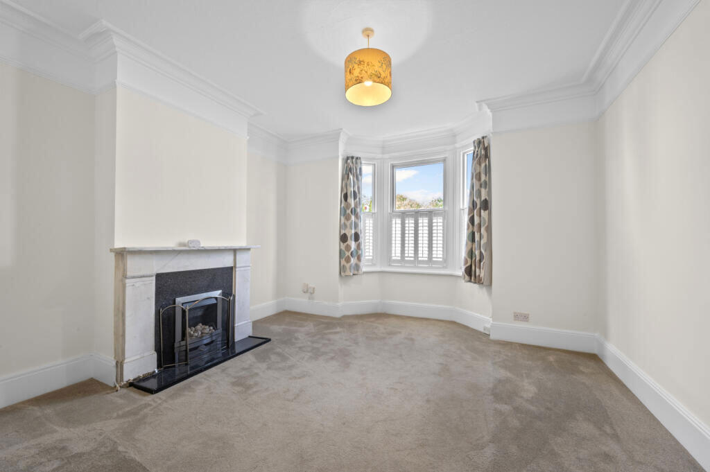 Apartment in London - View 2