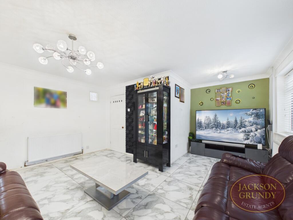 House in Northampton - View 5