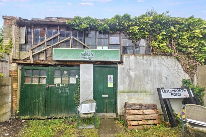 25 Doods Road, Reigate, RH2 0NT