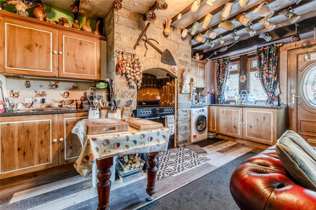 House in Bradford - View 5