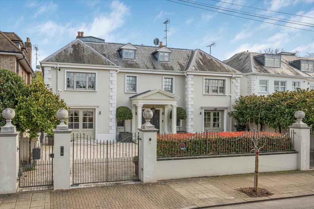 Main image of property: Roehampton Gate, London SW15.