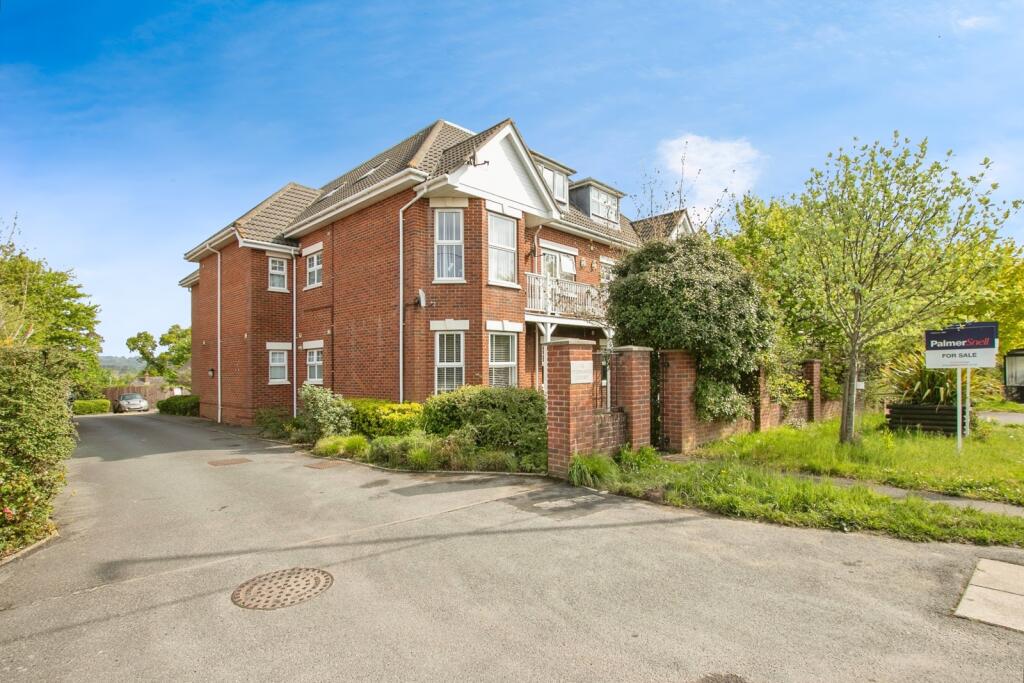 Poole Road, Upton, Poole, Dorset, BH16