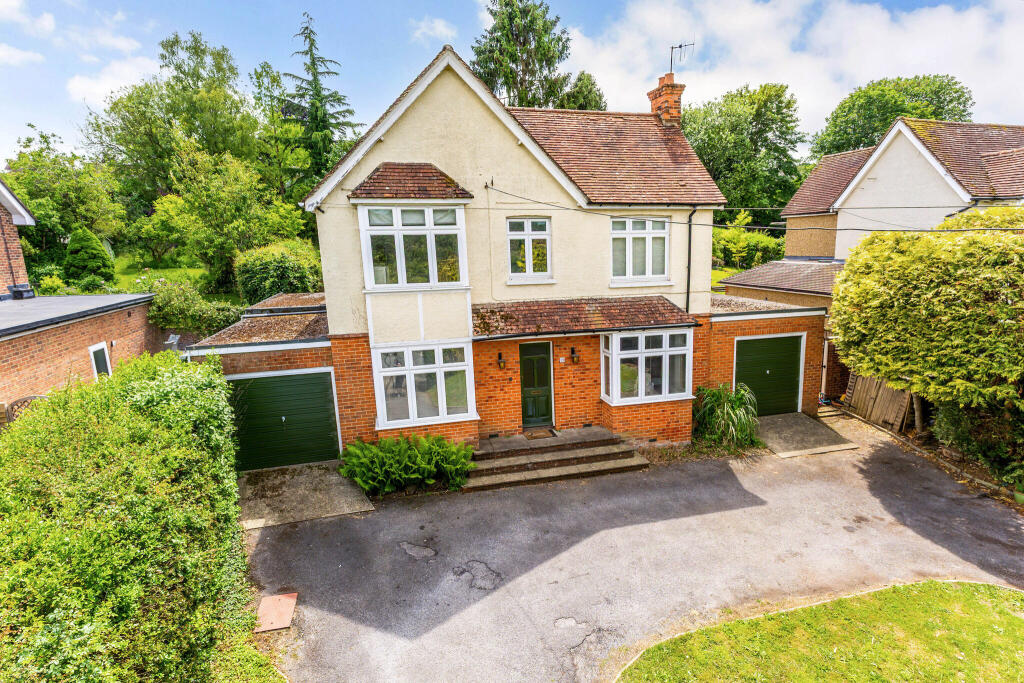 Main image of property: Basingstoke Road, Alton, GU34