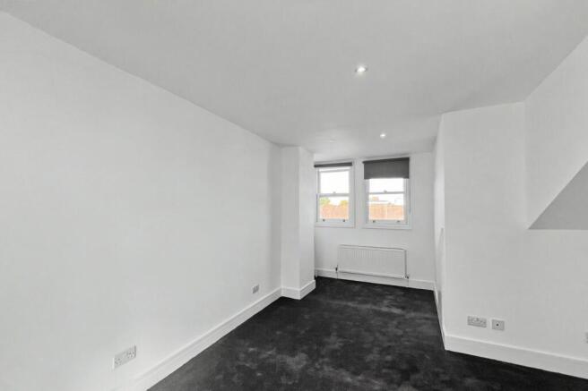 198 Upper Richmond Road West, London SW14 8AN