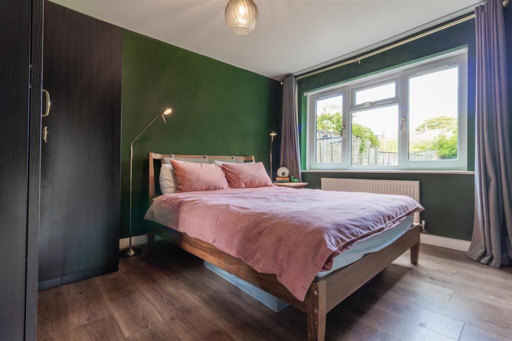 Apartment in Warwick, Milverton, Royal Leamington Spa - More