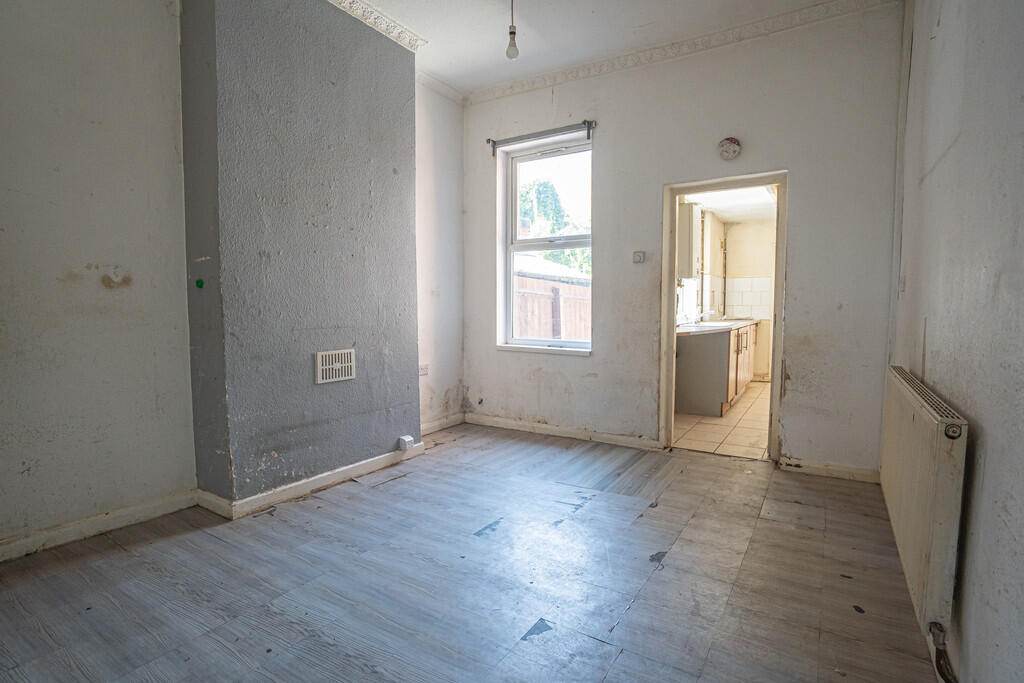 House in Birmingham, West Midlands - View 4