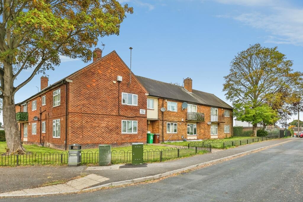 2-bed flat on Kilsby Road, Clifton, Nottingham, NG11, £130,000