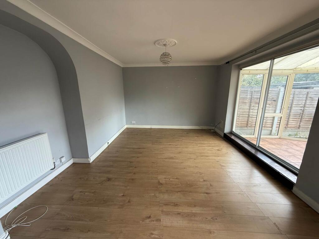 House in London - View 5