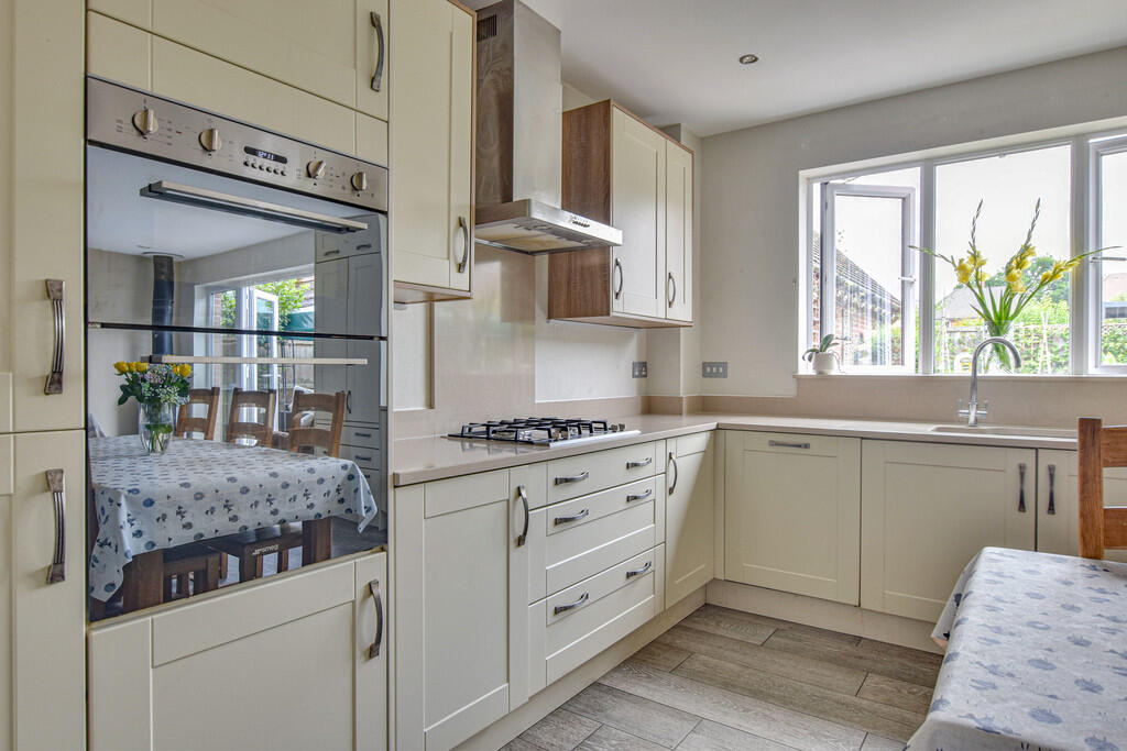 House in Uttlesford, Great Dunmow - View 6