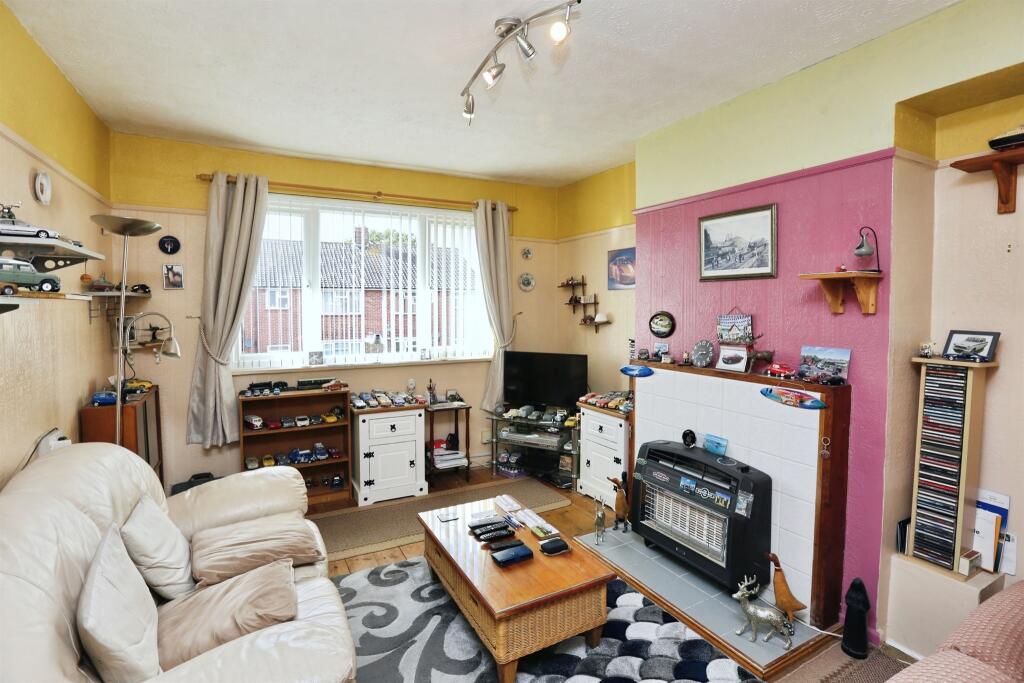 Apartment in Portsmouth - More