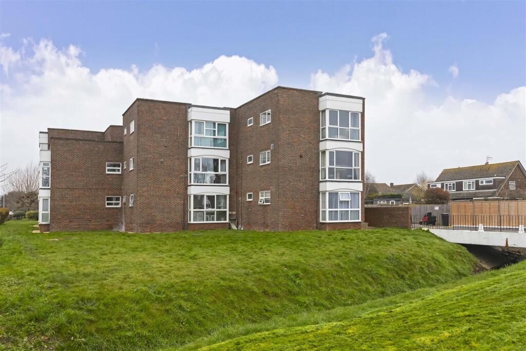 Main image of property: The Strand, Goring