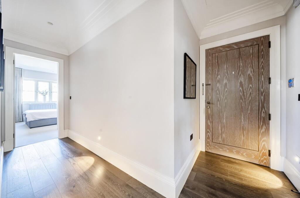 Elizabeth Grove, Bushey Heath, WD23 photo 4