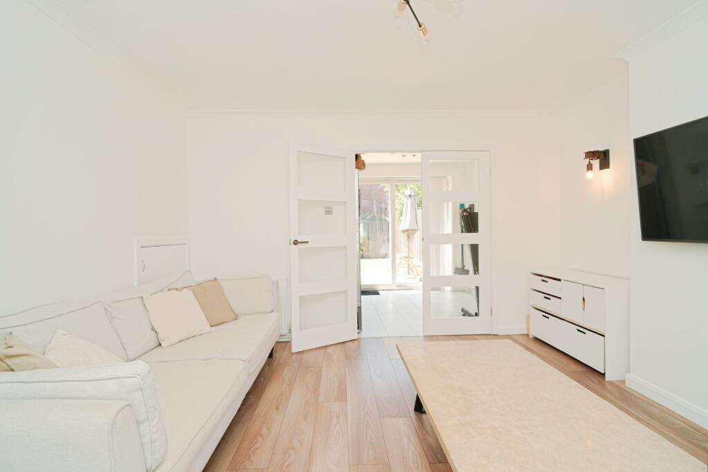 House in Manchester - More