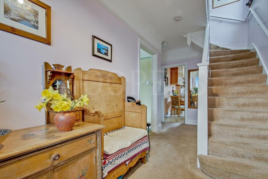 House in London, Dudden Hill, Dollis Hill - View 2