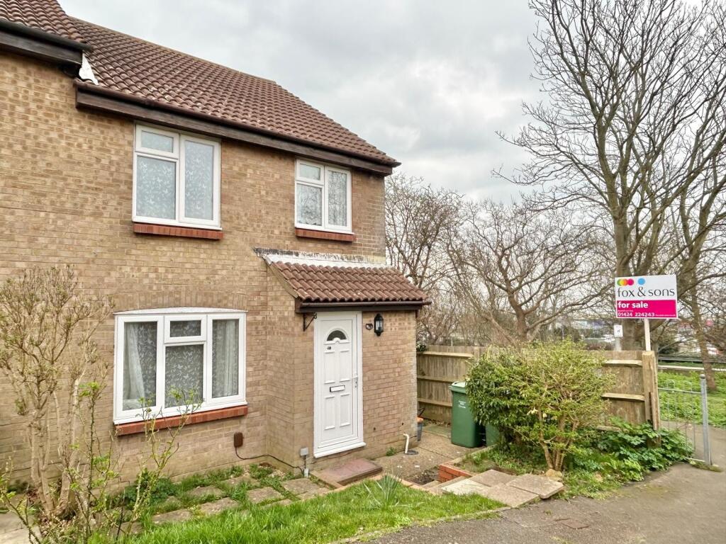 3-bed terraced on School Place, Bexhill-On-Sea, £260,000