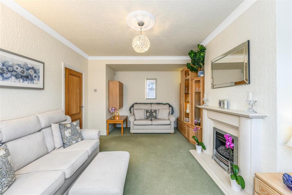 Middleton Avenue, Chingford photo 4