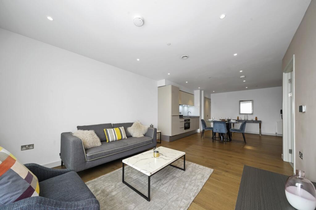 Apartment in London - View 5