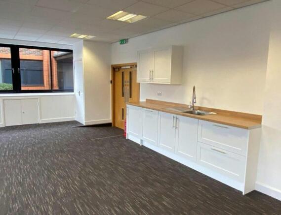 kitchen unit 3.jpeg