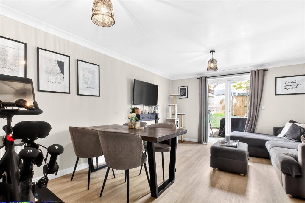 Hollerith Rise, Bracknell, Berkshire, RG12 photo 4
