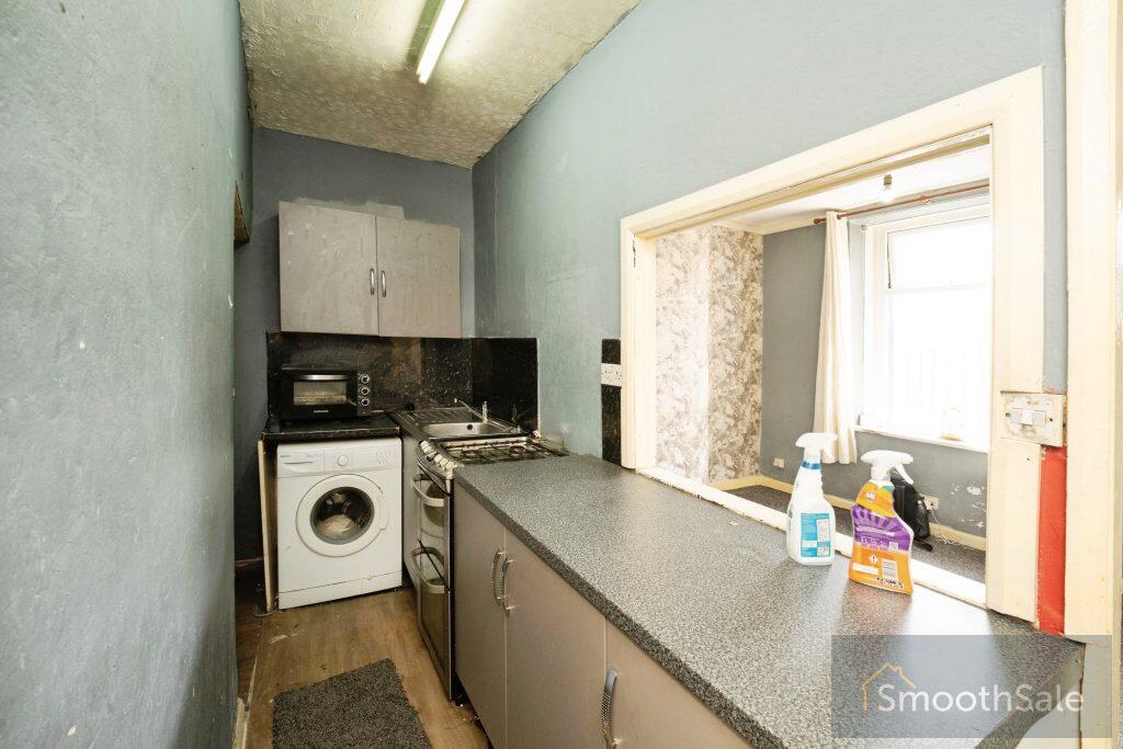 House in Bradford, Girlington, Lister Hills - View 5