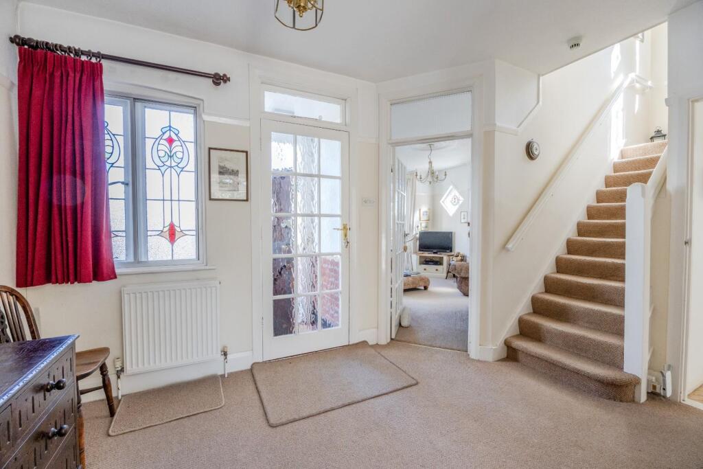 House in Southend-on-Sea - View 5