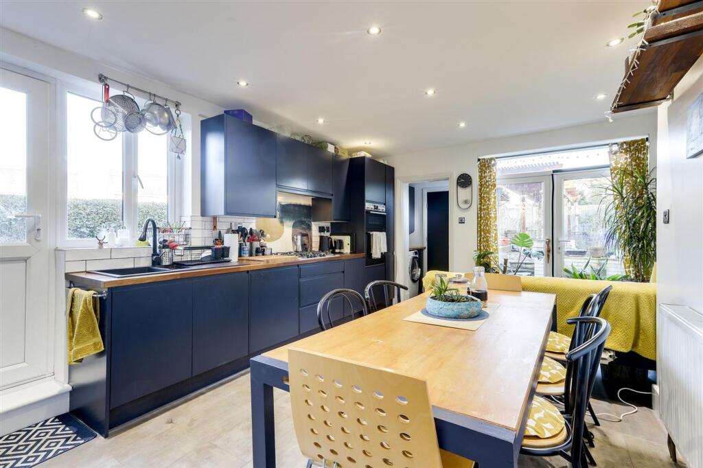 Swains Avenue, Nottingham, NG3 photo 3