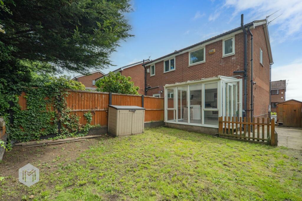 Ascot Meadow, Bury, BL9 photo 4
